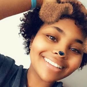 Meet your Posher, Loreal